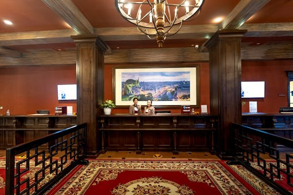 Hôtel avec service de bagagerie à Montparnasse : votre confort à Paris